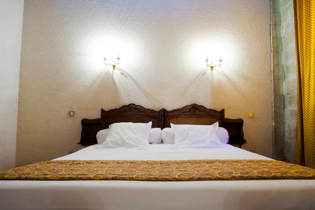 Auberge Du Pont Romain Sommières Dış mekan fotoğraf