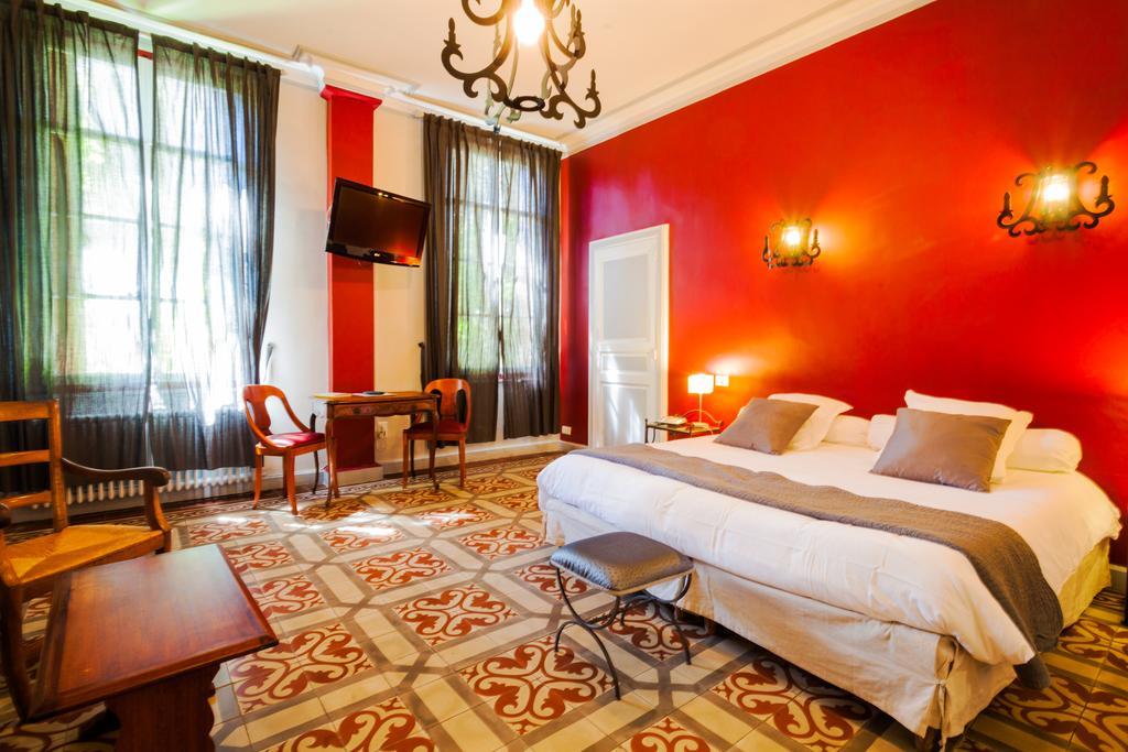 Auberge Du Pont Romain Sommières Oda fotoğraf